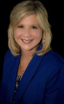 Portrait of Julie Duda, CPA
